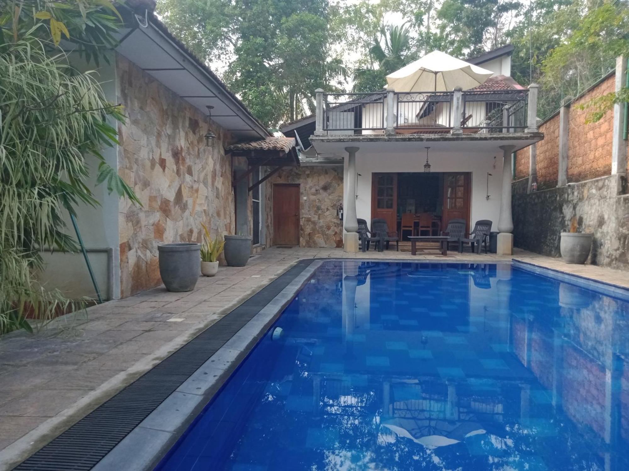 Siriniwasa Luxury Villa With Private Pool Induruwa Ngoại thất bức ảnh